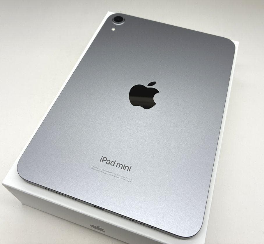 ほぼ新品□iPad mini 7 128GB Wi-Fi 第7世代□