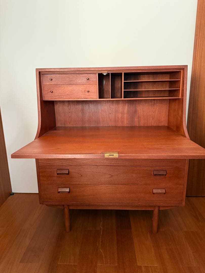 ボーエ・モーエンセン　ライティングビューロー　 チーク素材