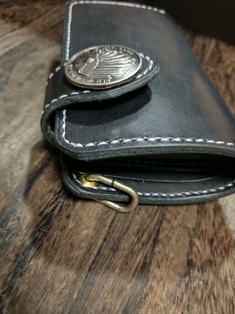 ブラック☆MiddleLeatherWalletミドルウォレット✮フラップ全縫い