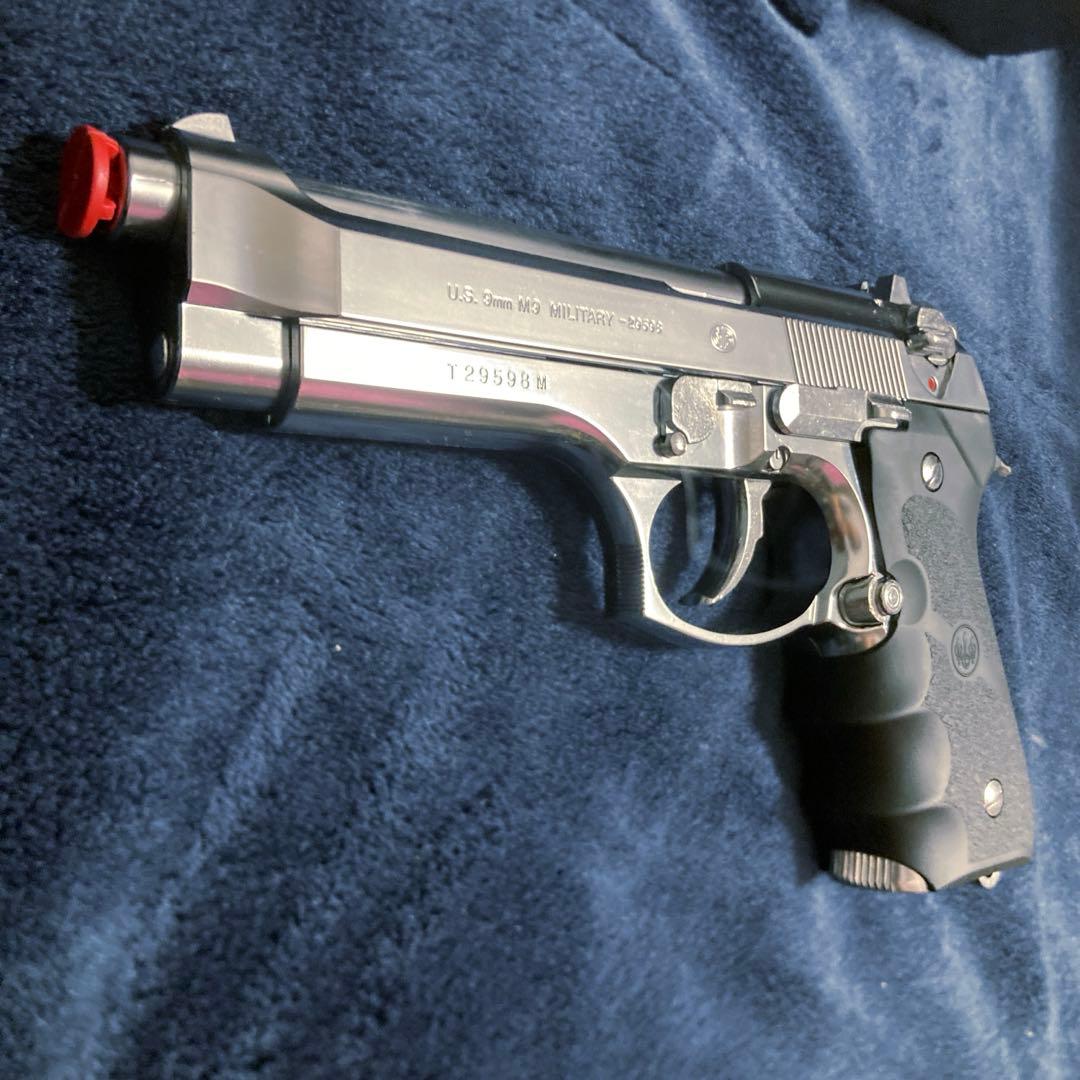 東京マルイ M92F 替えマガジン付き　ガスブロ