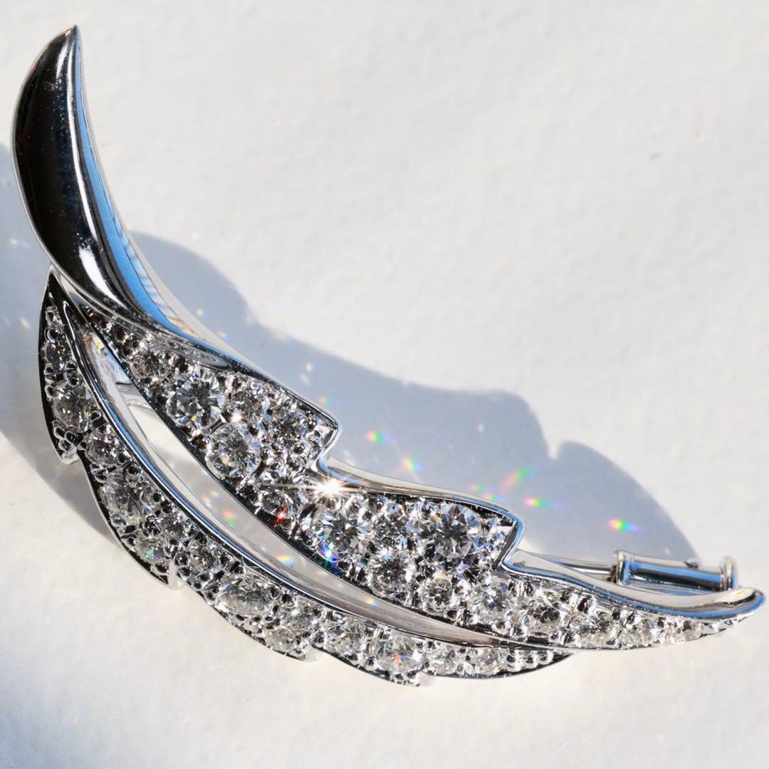 Pt900 ブルーリバー ダイヤモンド 0.66ct ブローチ