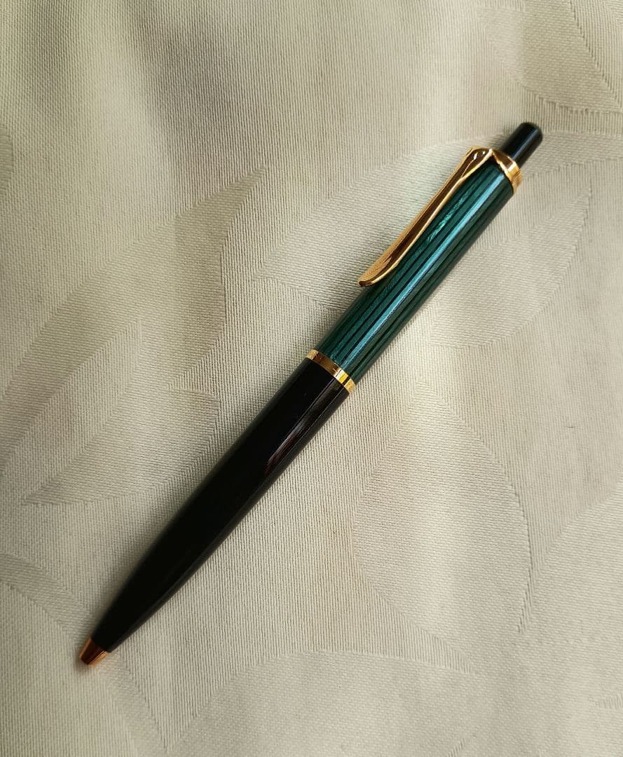 ペリカン　スーベレーン　ボールペンK400旧モデル　西ドイツ製　雛２羽 ボールペン ペリカン スーベレーン K400 Pelikan ホワイトトータス