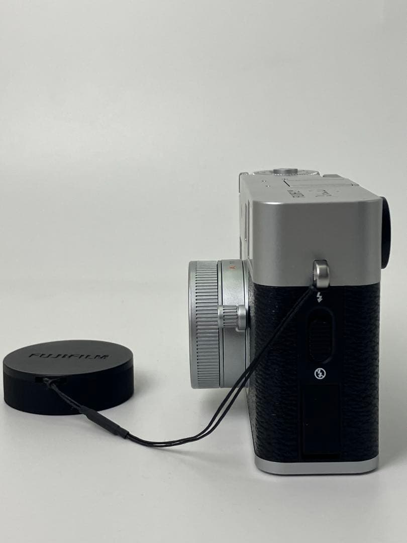 返品保証・美品】FUJIFILM X-Half 限定モデル シルバー