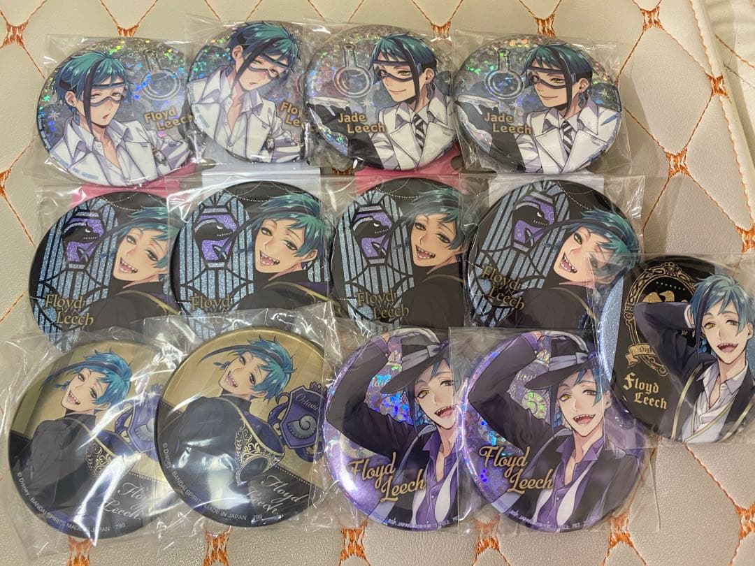 ツイステ フロイド ジェイド namco缶 - メルカリ