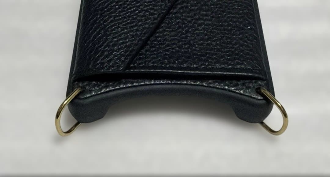 正規品バンドリヤー スマホケースストラップ iPhone15Pro ヘイリー 黒