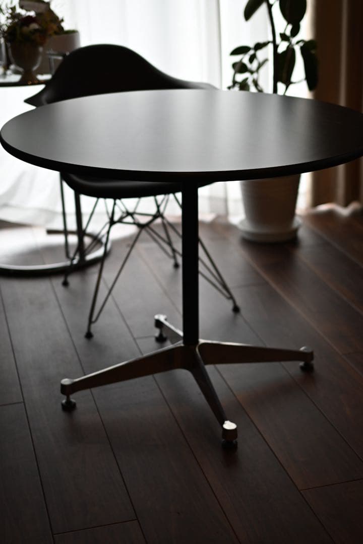 ♡*♡様 Herman Miller 正規品 ダイニングテーブル｜青山店購入｜黒