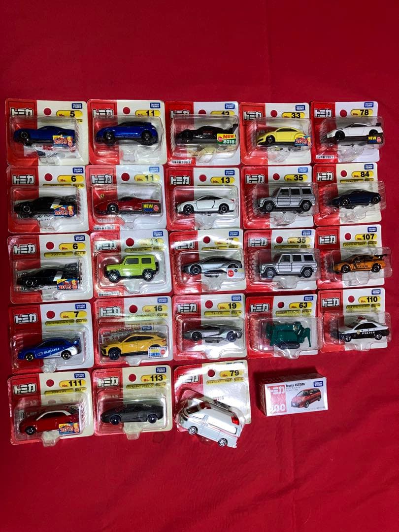 トミカ　廃盤　ミニカー　24台まとめて