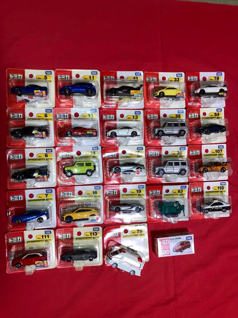 トミカ　廃盤　ミニカー　24台まとめて