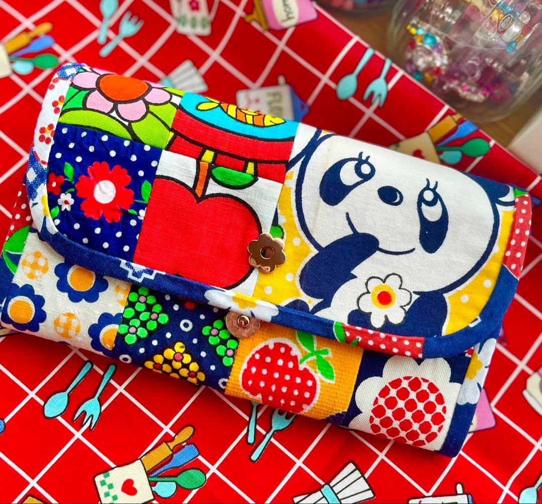 昭和レトロ ポップ 生地 長財布