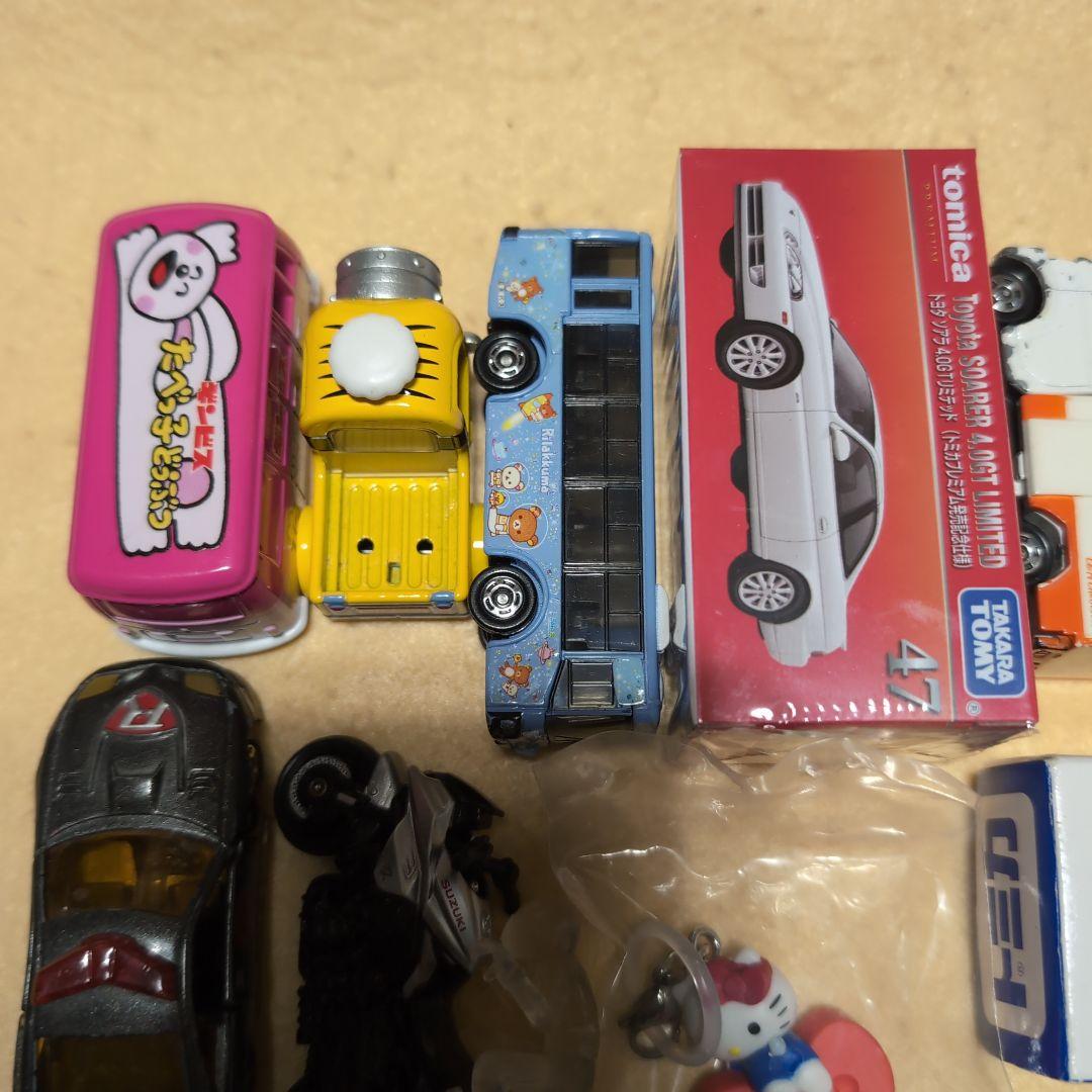 まぁぼう　トミカセット フィギュア付き、ナイキシューズ