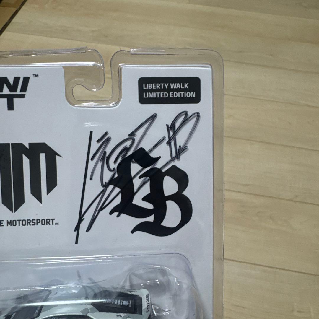 ミニGT マッド・マイク・モータースポーツ 967