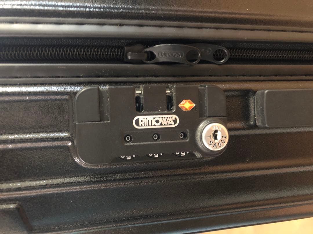 RIMOWA スーツケース 約63L 黒 サルサ キャリーケース 4輪