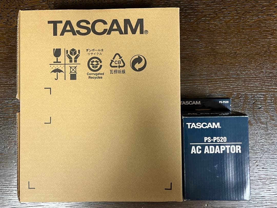 TASCAM CD-GT2 ポータブルギター練習機