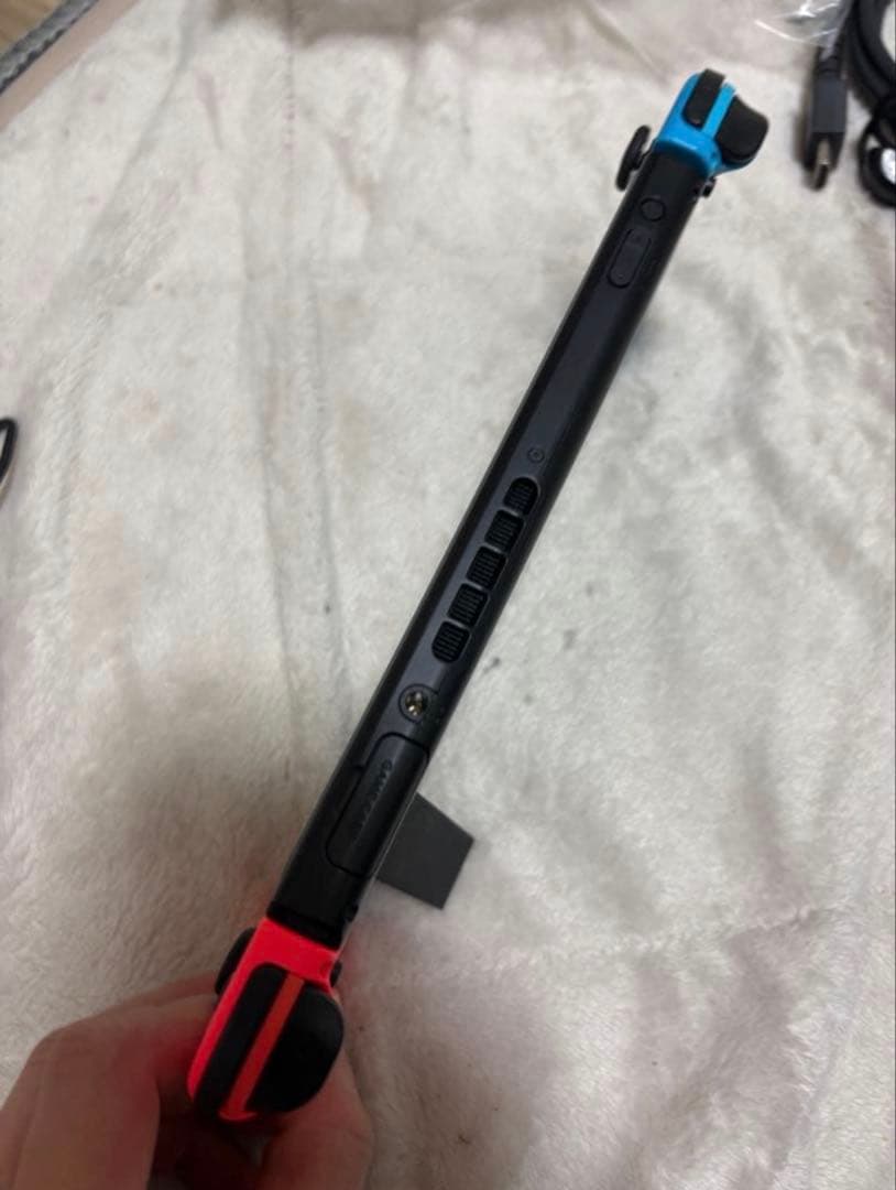 Nintendo Switch 本体 赤/青 付属品揃ってます