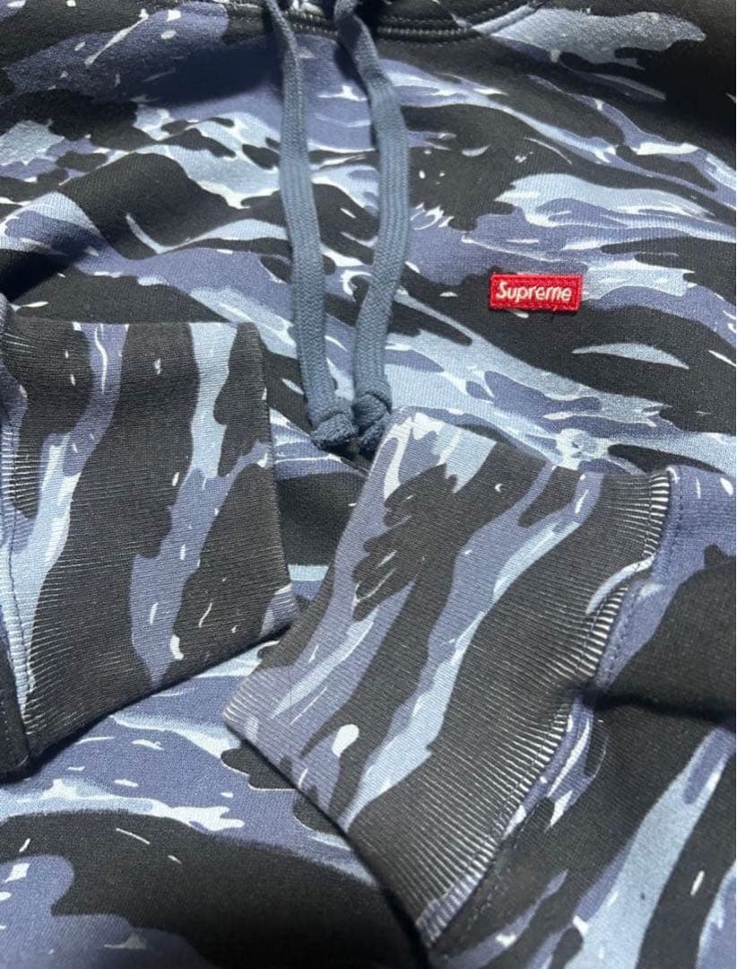 Supreme カモフラージュパーカー