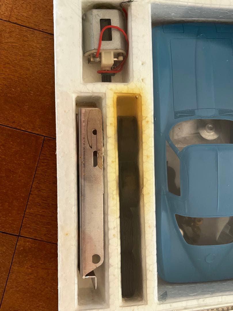 Revell MODEL RACER '65 STING RAY 1/24