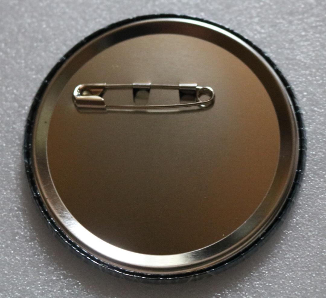 ➕ソードアートオンライン➕ キリト 両手挙げ 缶バッジ