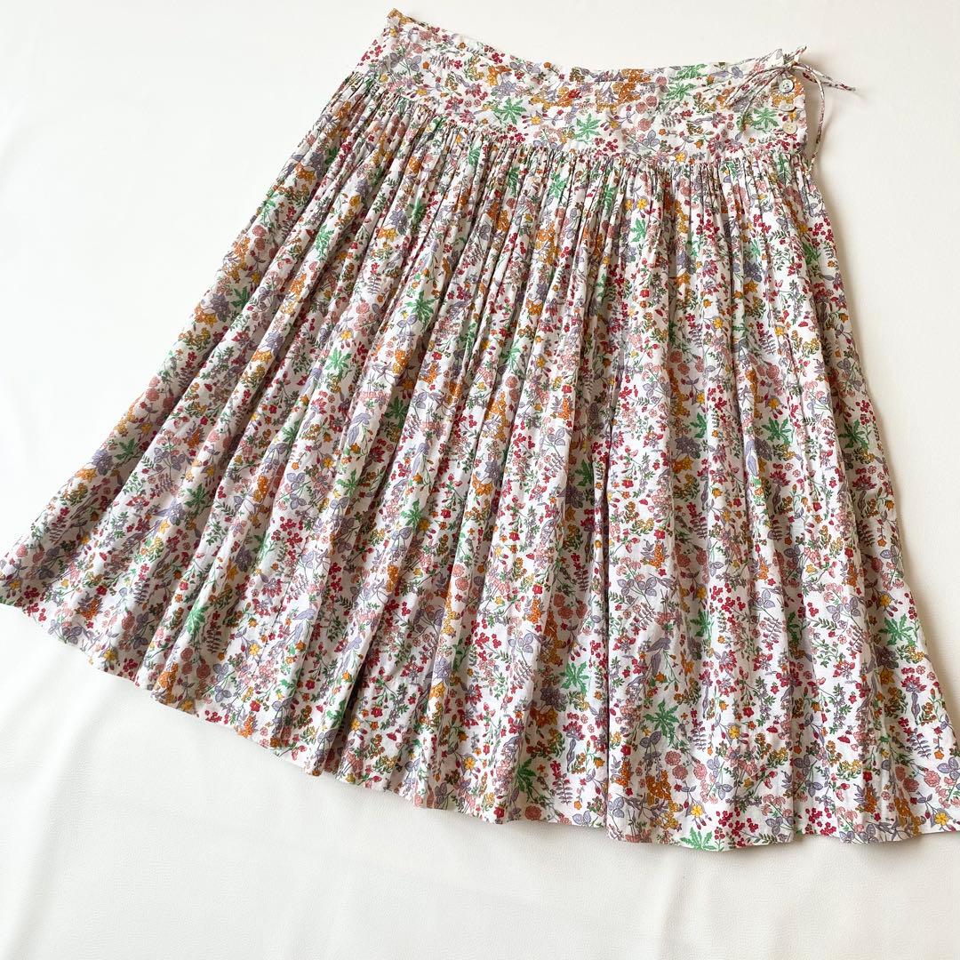 【美品】45R　スカート　LIBERTY　ネオンフィールズ　花柄　ギャザー　M