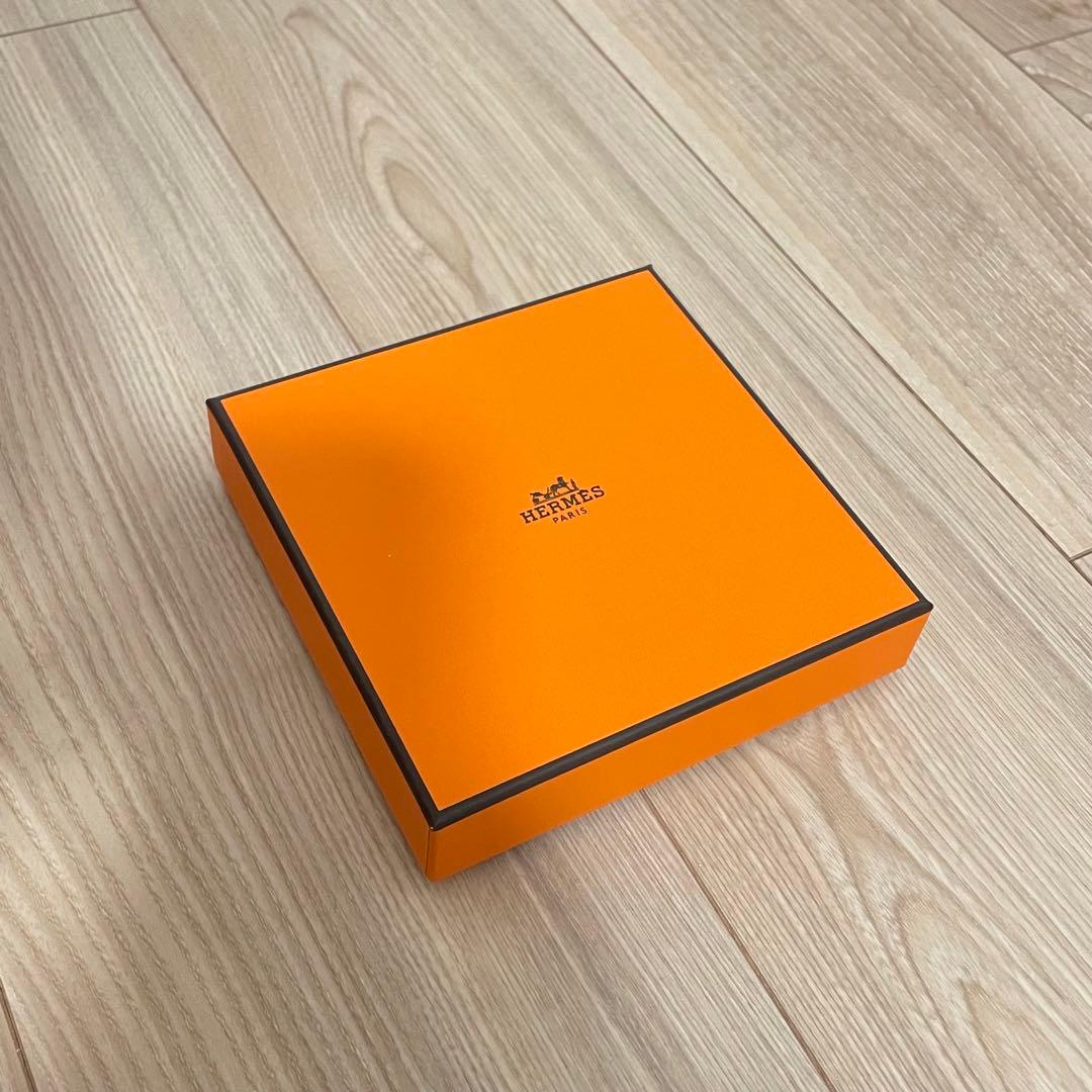 空箱】HERMES エルメス 香水 ギフトボックス オレンジ 箱のみ - メルカリ