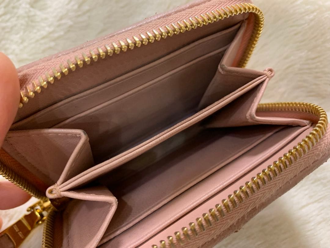 miu miu ピンク ケース