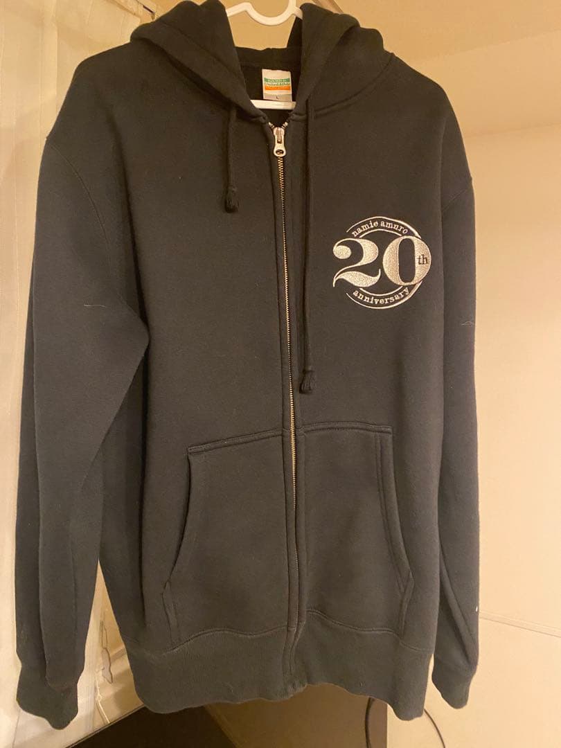激レア】安室奈美恵20周年記念パーカー