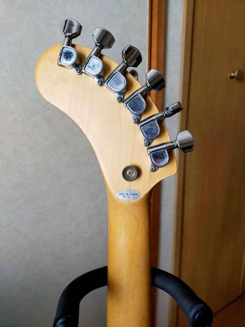 ZO-3イエロー 内蔵スピーカー付き FERNANDES ZO-III ZO-3