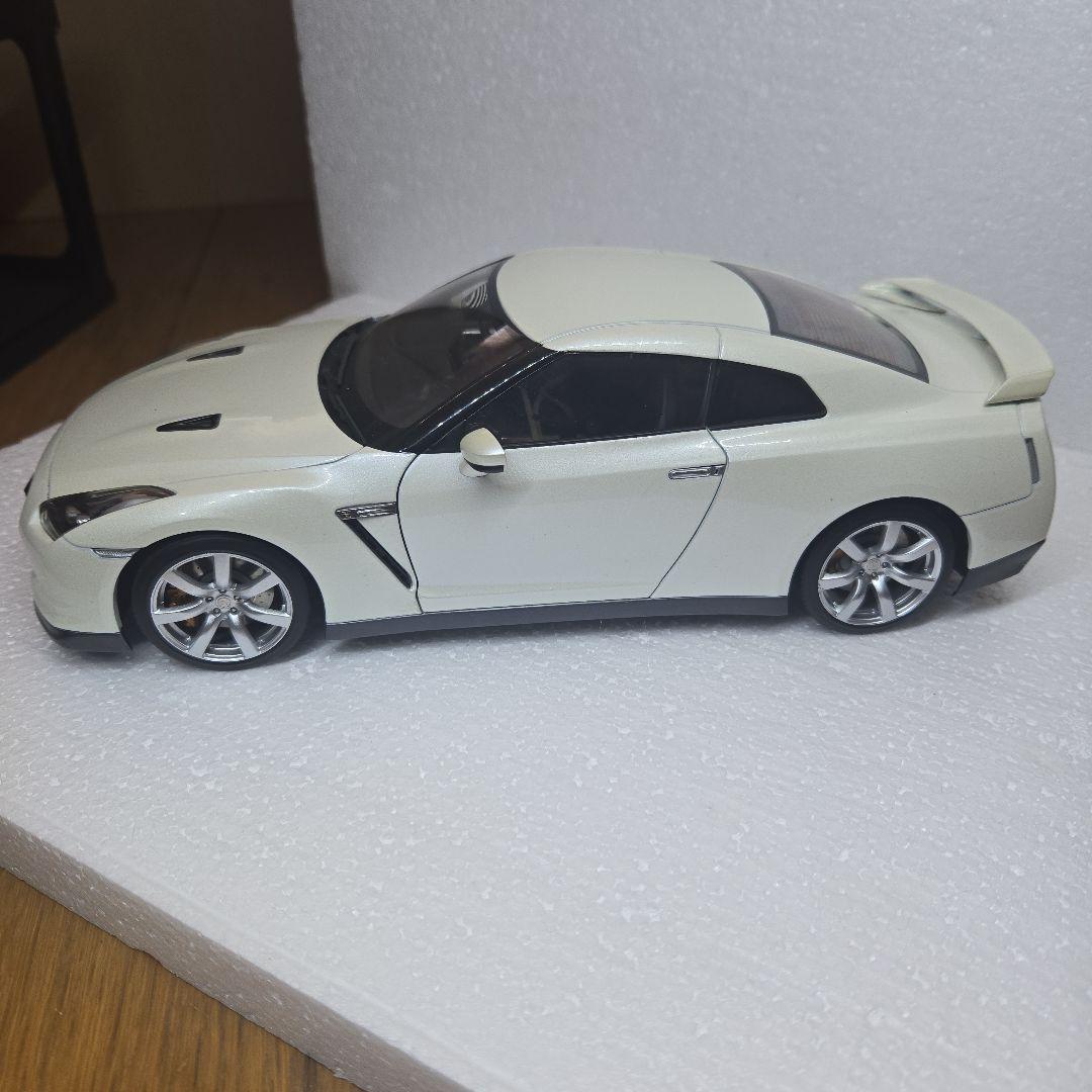 NISSAN　GT-R(R35)