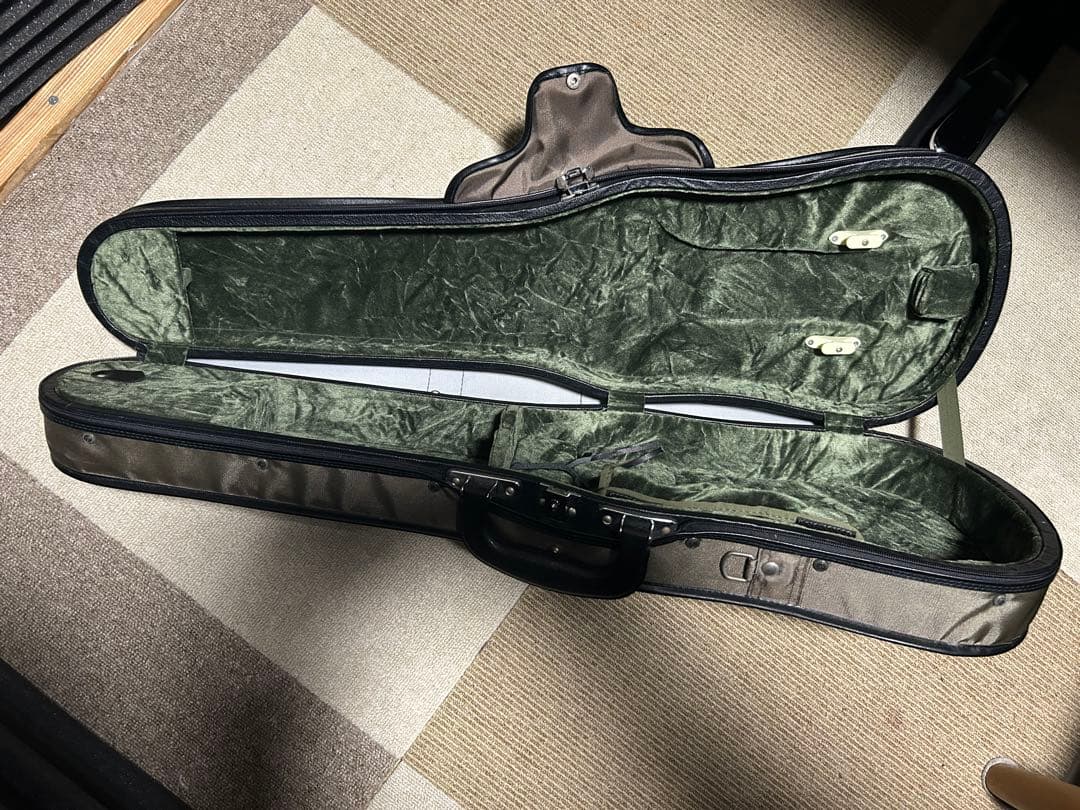 YAMAHAサイレントバイオリン SV100 サイズ4/4 ハードケース付