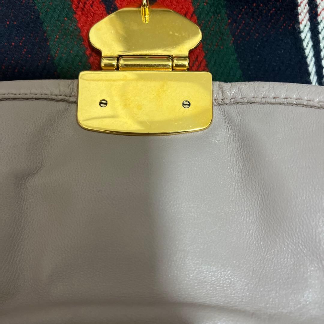 ⭐︎miu miu マトラッセ 2way ワンショルダーバッグ 美品⭐︎