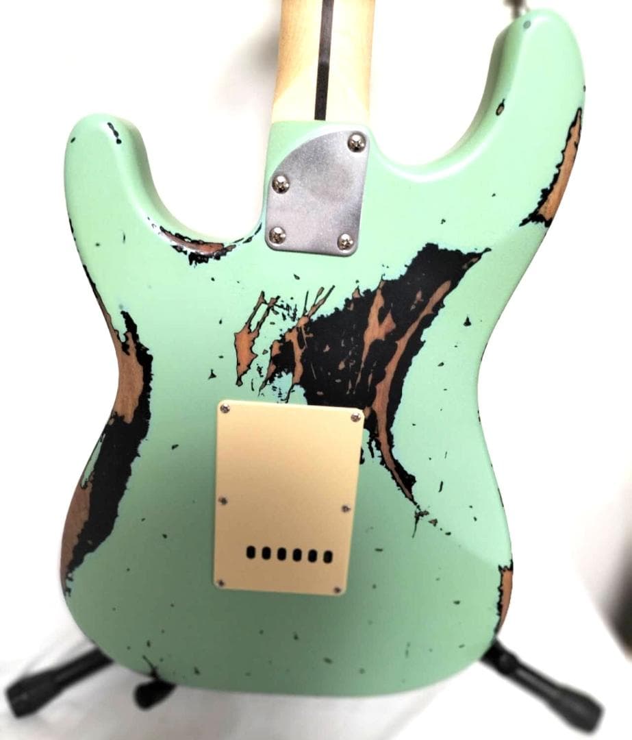 ストラトシンライン①　ハードレリックサーフグリーン　SSH　ステンレスフレット