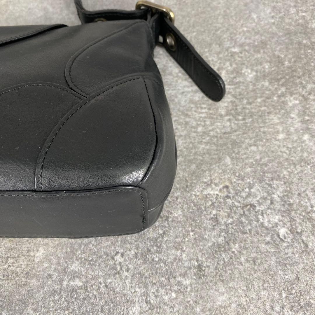 バッグ y2k Chloe leather one-shoulder bag black