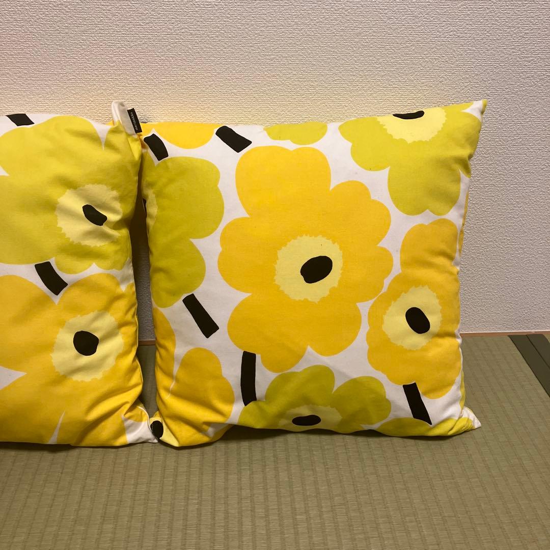 マリメッコ　クッションカバー　ウニッコ× 2 花　黄色　黄緑