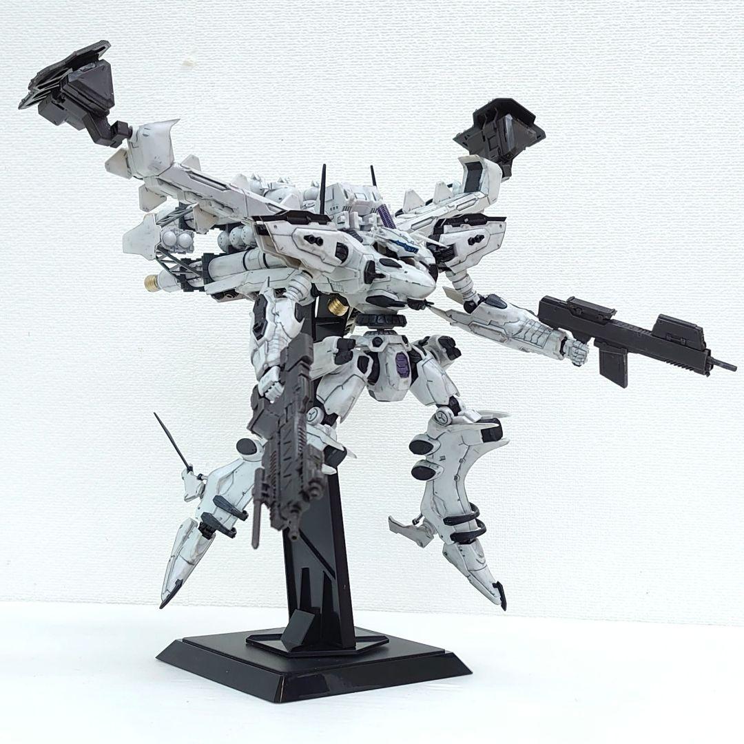 コトブキヤ アーマードコア　ラインアークホワイトグリント　プラモデル 完成