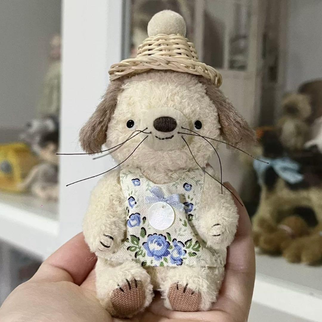 愛おしいワンワン ぬいぐるみ 海外作家様 ハンドメイド アーティスト