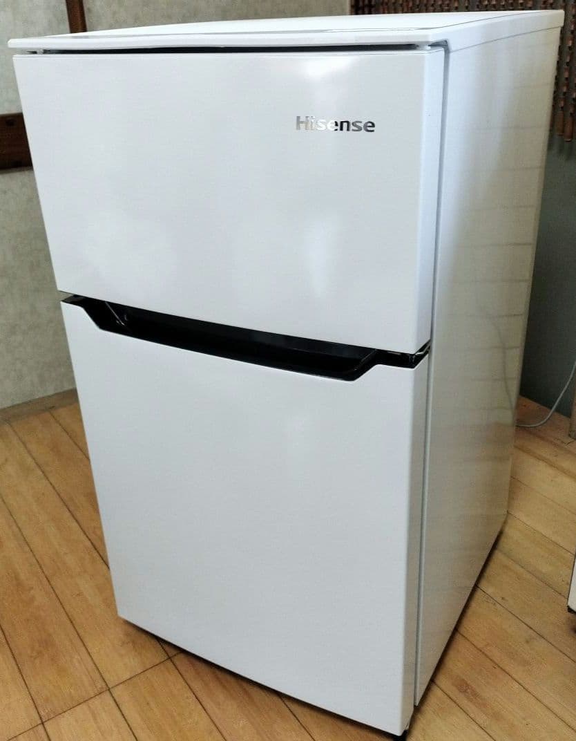 Hisense(ハイセンス)の2ドア冷蔵庫 HR‐B95A のご紹介です。