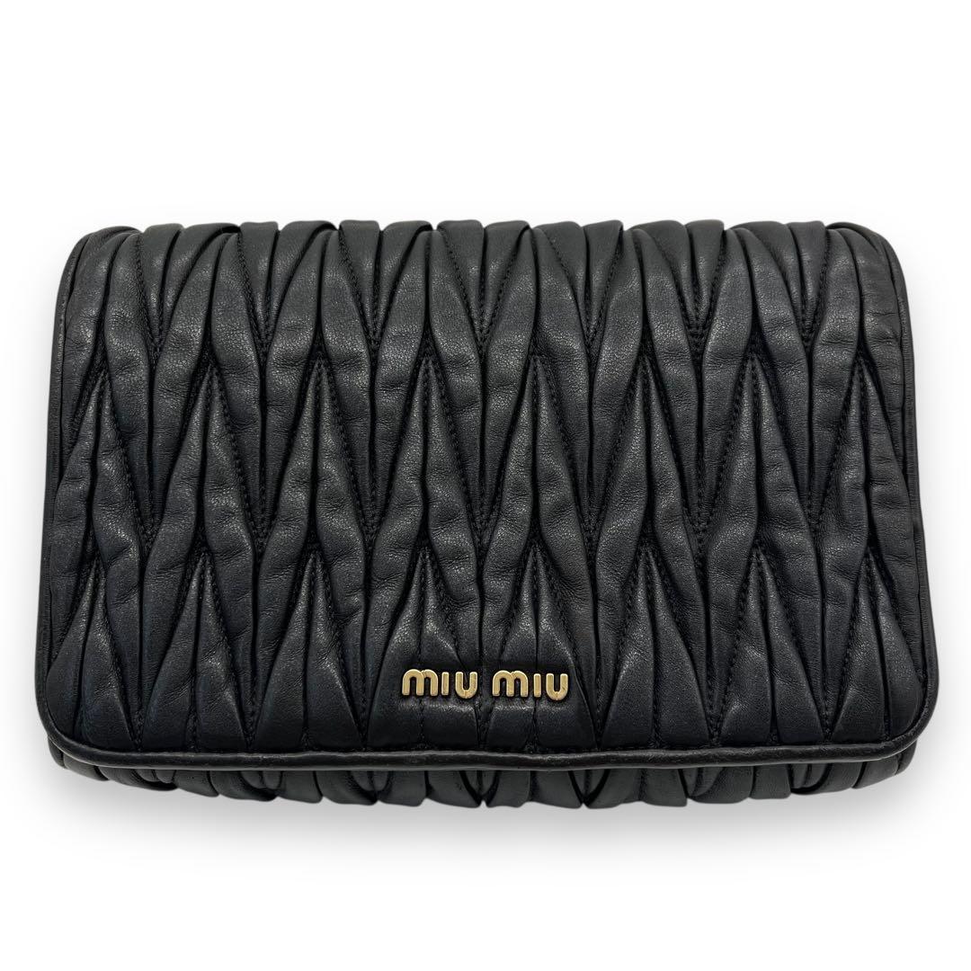 極美品■ミュウミュウ キルティング ギャザー ショルダーバッグ ポーチ 黒