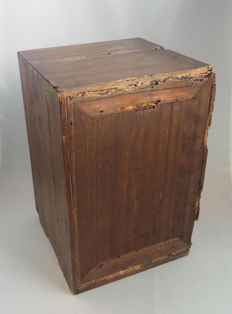 松ニ宝尽くし時代蒔絵花月台・三ッ組盃揃い（時代箱）