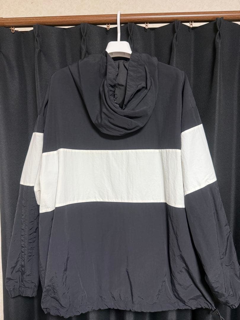 ONE OK ROCK Eye of the Storm ナイロンパーカー