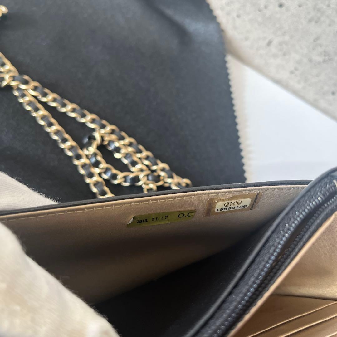 【匂いなし】シャネル/チェーンウォレット/カメリア/ギャランティカード付/表参道