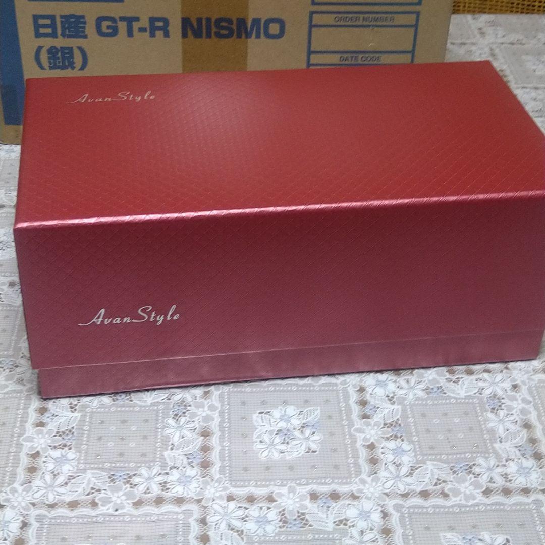 トミーテック　　日産GT−R　NISMO（銀)1/18スケール