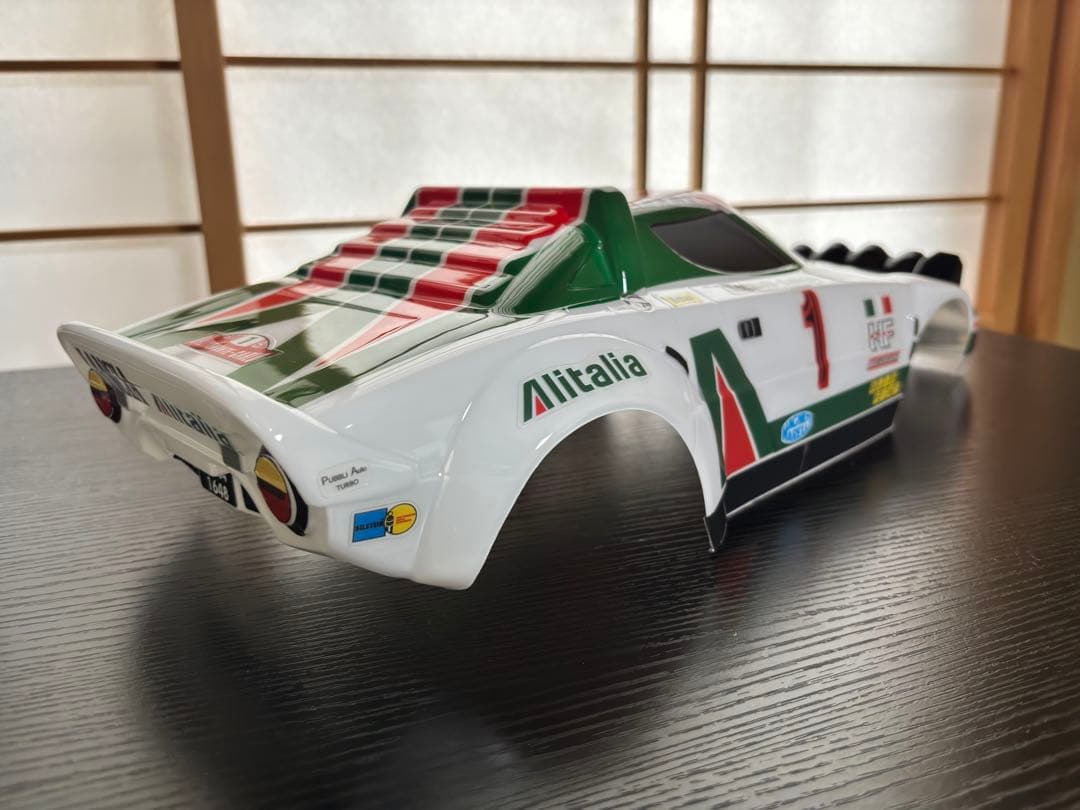 Lancia ランチアストラストHF ボディ　アスカクリエート社