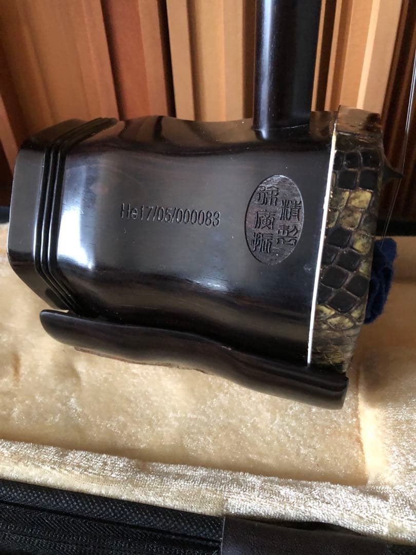 二胡 黒檀 金属軸糸巻き ERシリーズ 中級グレード ケース 弓、チューナー他