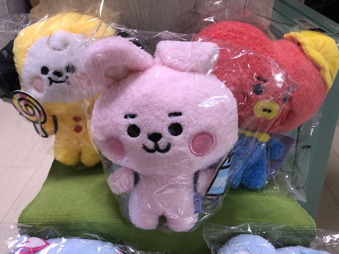 BT21 メリーランド限定　ぬいぐるみ7個セット RJ チミー　cooky