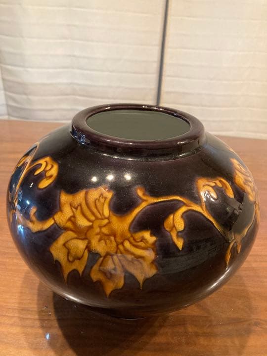 花瓶 九谷焼 東方四十吉 [深厚釉唐草文花器] 2024