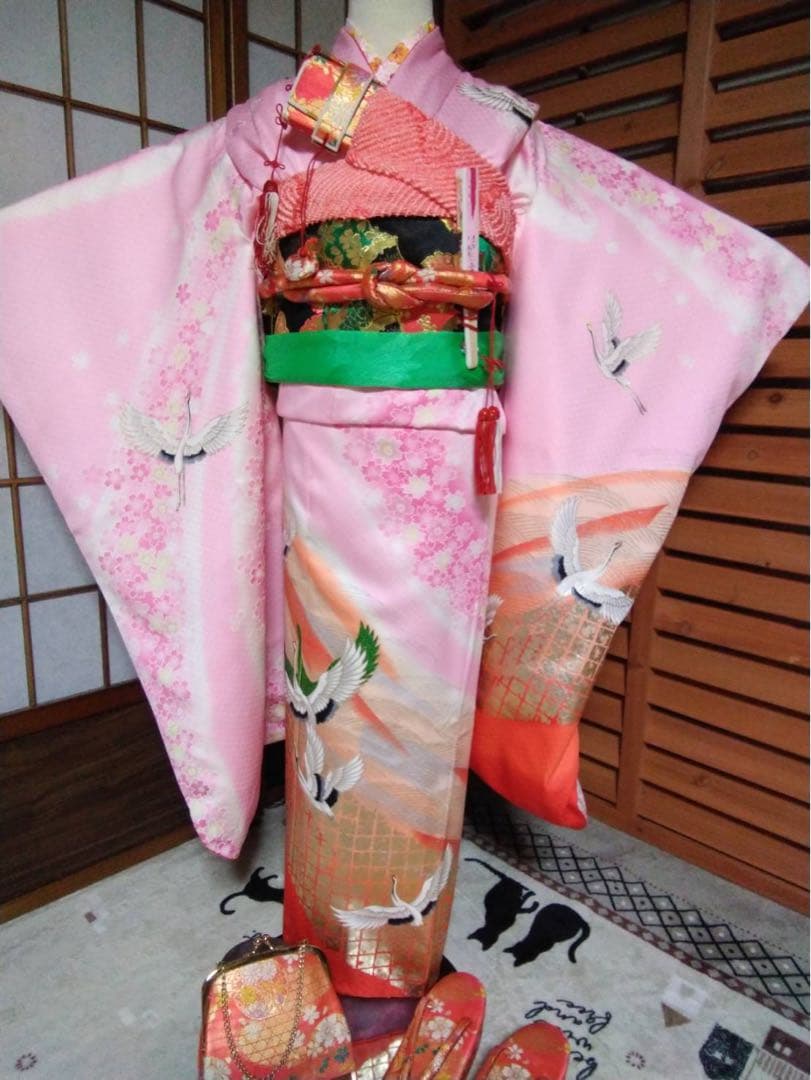 7歳向けのお着物セットです