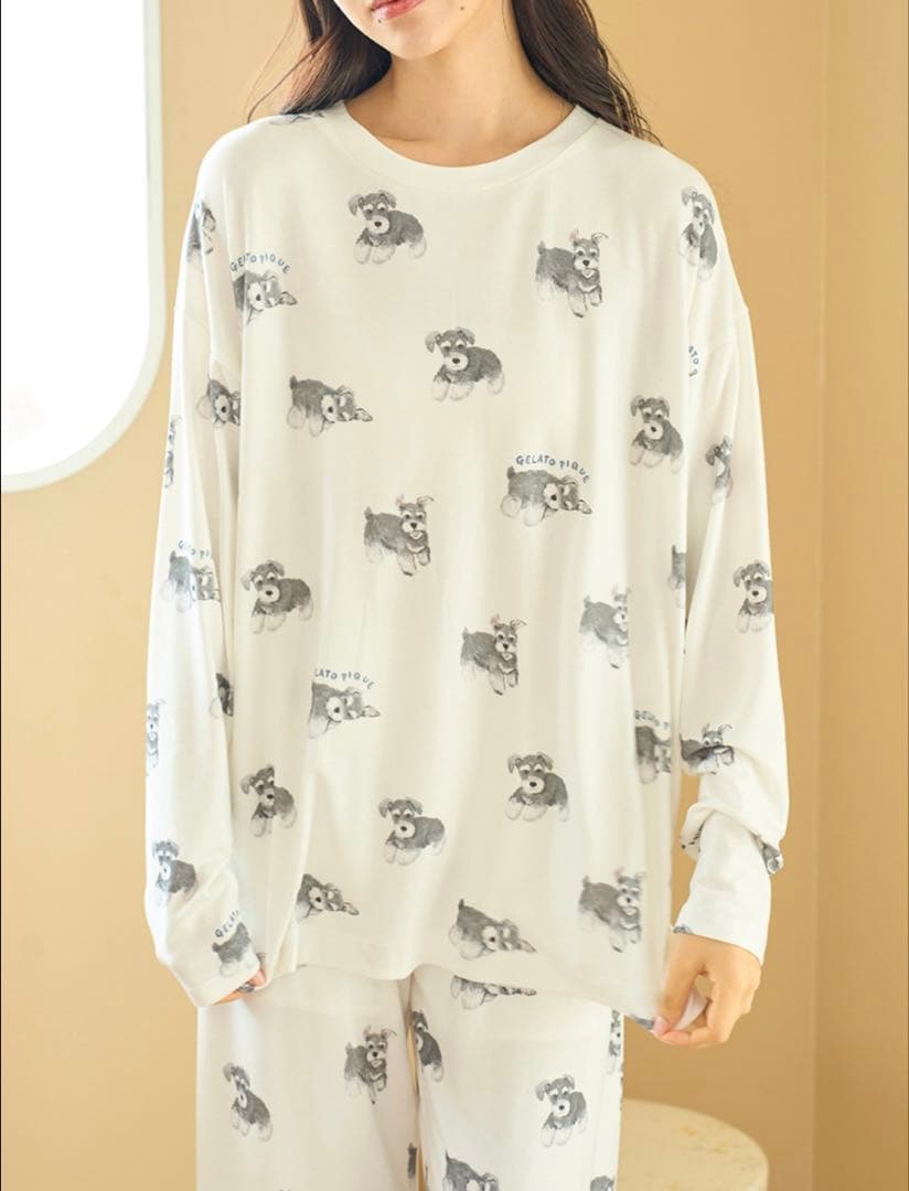 【新品】ジェラートピケ　シュナウザー柄ロンＴ&ロングパンツ