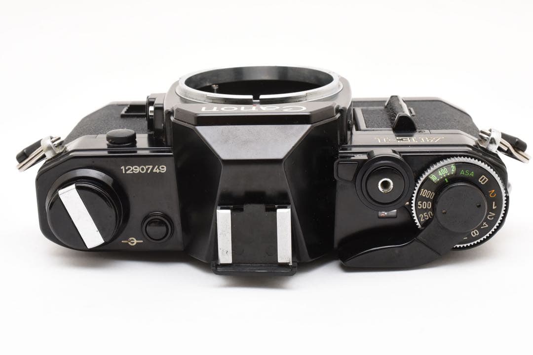 233☆動作品☆Canon AE-1 ブラック ボディ