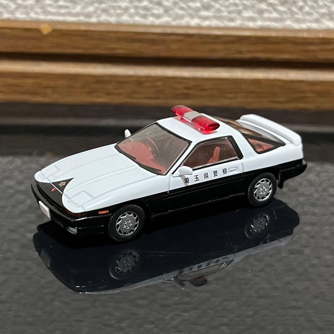 トミカリミテッド ヴィンテージ ネオ トヨタ スープラ パトロールカー
