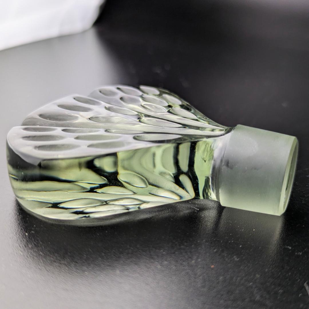 魔法のようなブルーグレー☆ラリック ミラベル かぼちゃ 13㎝ 香水瓶