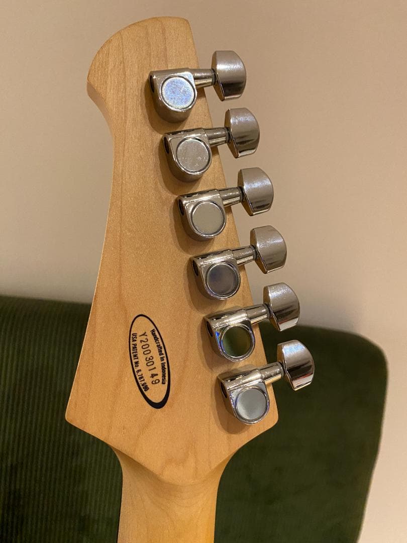 Line6 / Variax Standard White / モデリングギターの通販はau PAY